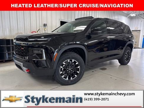 New 2026 Chevrolet Traverse Z71 w/ Enhanced Driving Package AWD/4WD image 1