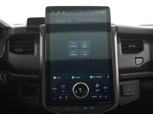 Used 2023 Ford Expedition Max Platinum AWD/4WD image 21
