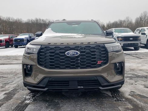 New 2026 Ford Explorer ST w/ Sun And Sound Package image 2