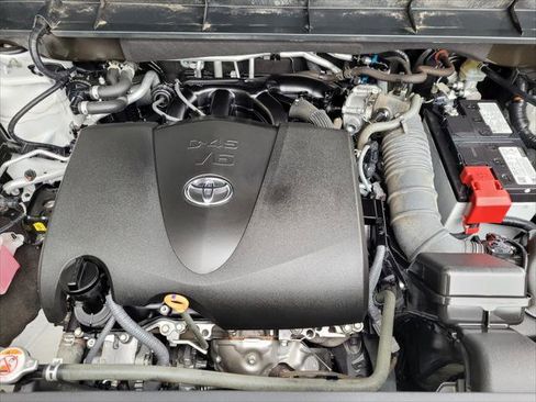 Certified 2022 Toyota Highlander LE image 26