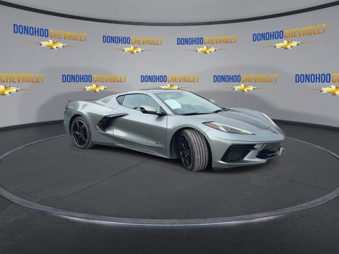Used 2024 Chevrolet Corvette Stingray Preferred Cpe RWD image 5
