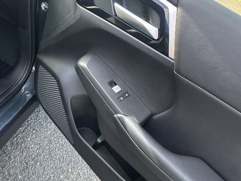 Used 2024 Mitsubishi Outlander Ralliart AWD/4WD image 29