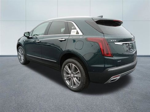 New 2026 Cadillac XT5 Premium Luxury image 3