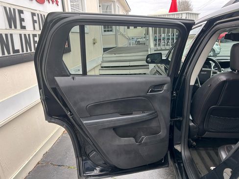 Used 2015 GMC Terrain SLT w/ Chrome Edition image 24