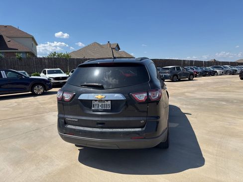 Used 2017 Chevrolet Traverse LT FWD image 13
