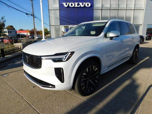 New 2026 Volvo XC90 B6 Ultra image 2