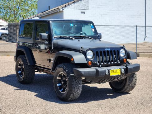 Used 2013 Jeep Wrangler Sport AWD/4WD image 5