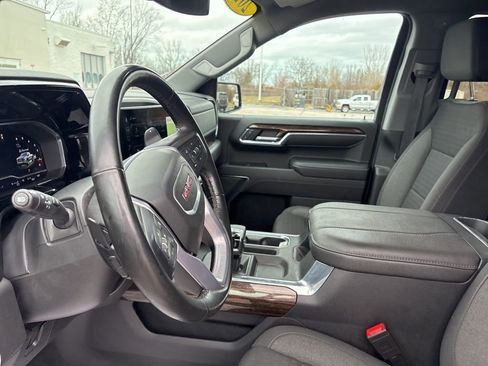 Used 2023 GMC Sierra 1500 Elevation image 30