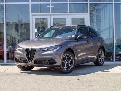 New 2025 Alfa Romeo Stelvio Sprint w/ Convenience Package