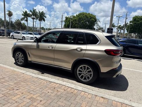 Used 2019 BMW X5 xDrive40i w/ Premium Package 2 AWD/4WD image 11