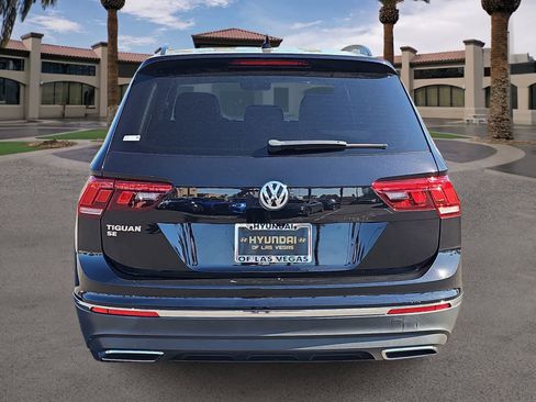 Used 2021 Volkswagen Tiguan SE image 7