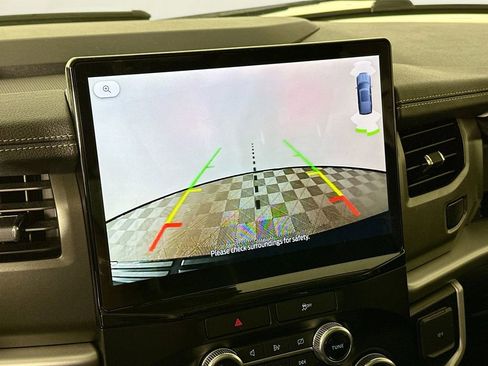 Used 2023 Ford Expedition XLT RWD image 14