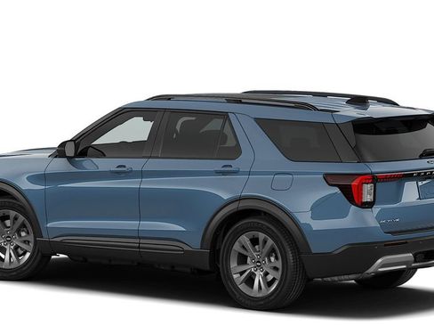 New 2026 Ford Explorer Active AWD/4WD image 2
