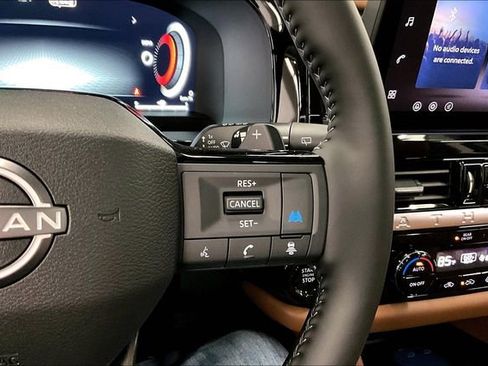 New 2026 Nissan Pathfinder Platinum image 24