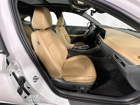Used 2023 Hyundai Sonata Limited image 31