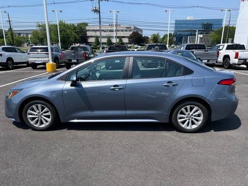 Certified 2025 Toyota Corolla LE w/ LE Premium Package FWD image 8