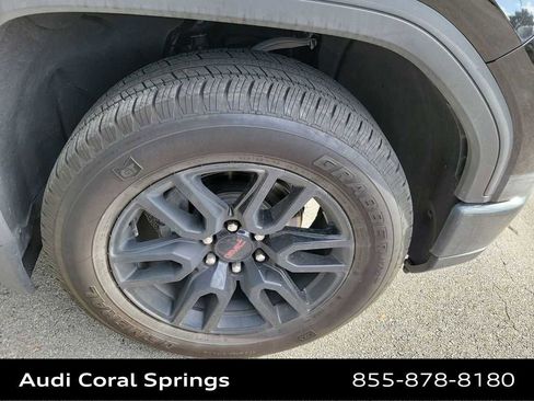 Used 2025 GMC Sierra 1500 Elevation w/ Preferred Package image 15