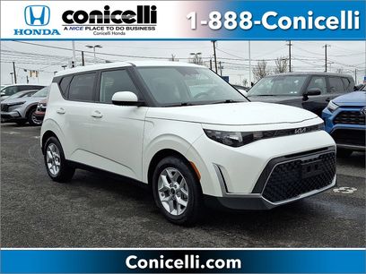 Used 2023 Kia Soul LX w/ LX Technology Package