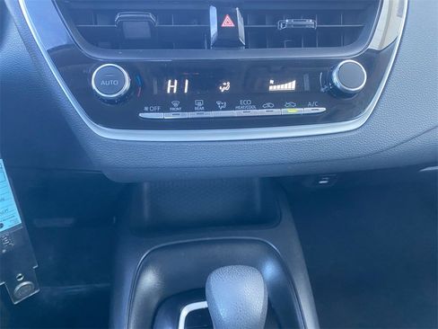 Used 2024 Toyota Corolla LE image 26