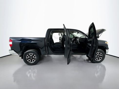 Used 2020 Toyota Tundra SR5 w/ TRD Off-Road Package AWD/4WD image 25