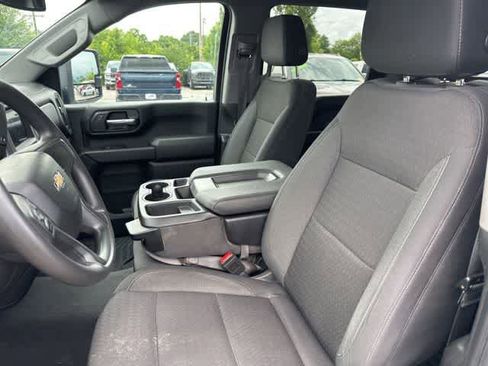 Used 2024 Chevrolet Silverado 2500 Custom w/ Custom Value Package AWD/4WD image 5