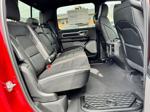 New 2026 RAM 1500 Laramie AWD/4WD image 12