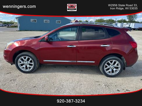 Used 2013 Nissan Rogue SL AWD/4WD image 1