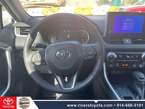 Used 2024 Toyota RAV4 XLE w/ Convenience Package AWD/4WD image 15