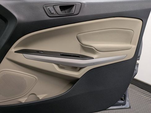 Used 2019 Ford EcoSport S image 27