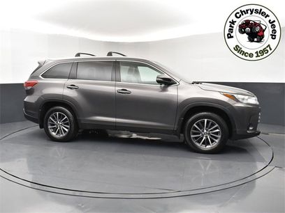 Used 2019 Toyota Highlander XLE