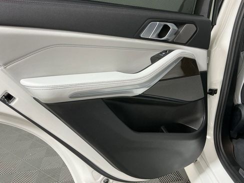 Certified 2023 BMW X5 sDrive40i w/ Executive Package image 24