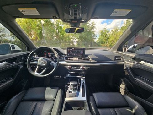 Used 2021 Audi Q5 2.0T Premium Plus w/ Premium Plus Package AWD/4WD image 18