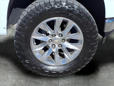 Used 2020 Chevrolet Silverado 1500 LTZ image 6