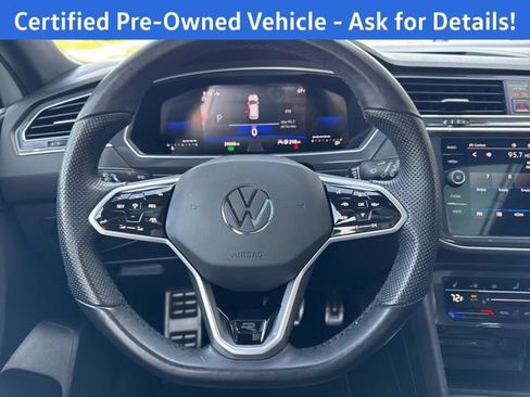 Certified 2023 Volkswagen Tiguan SE R-Line AWD/4WD image 12