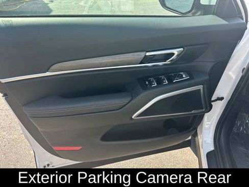 Used 2025 Kia Telluride EX X-Line AWD/4WD image 18