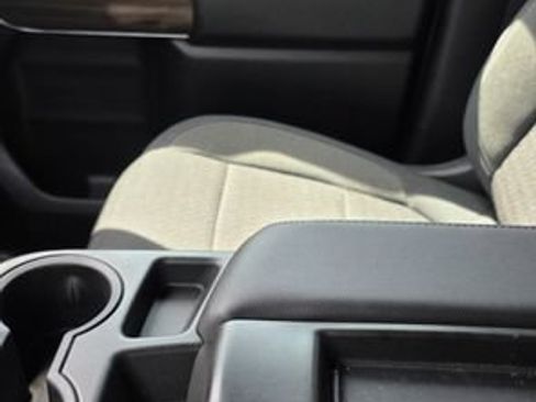 Used 2020 Chevrolet Silverado 1500 LT Trail Boss w/ Convenience Package AWD/4WD image 21