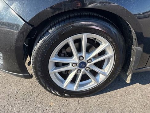 Used 2016 Ford Focus SE w/ Exterior Protection Package image 7