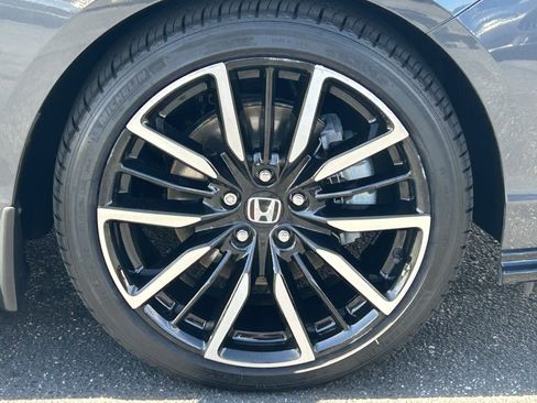 Certified 2025 Honda Accord Touring image 7