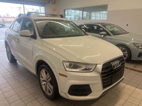 Used 2017 Audi Q3 2.0T Premium w/ Convenience Package image 3
