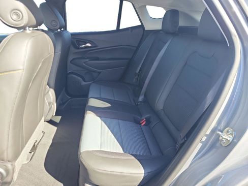 New 2026 Chevrolet Trax LT w/ Sunroof Package image 21