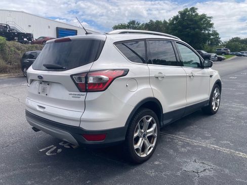 Used 2017 Ford Escape Titanium FWD image 5