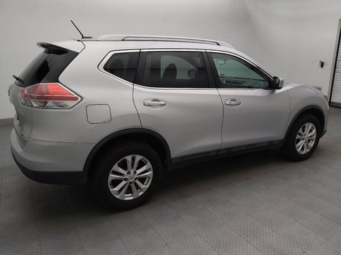 Used 2016 Nissan Rogue SV AWD/4WD image 10