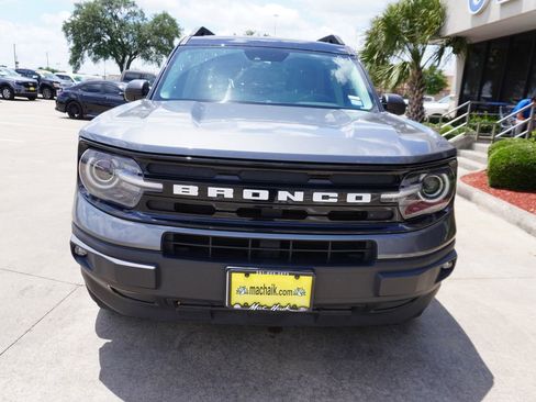 Used 2023 Ford Bronco Sport Outer Banks w/ Tech Package AWD/4WD image 2