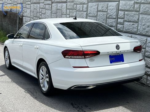Used 2020 Volkswagen Passat 2.0T SE FWD image 4