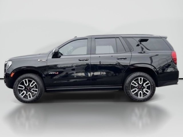 Used 2024 GMC Yukon AT4 AWD/4WD image 2