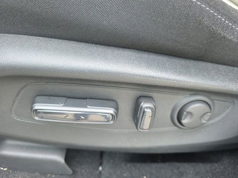 Used 2024 Honda CR-V EX image 12