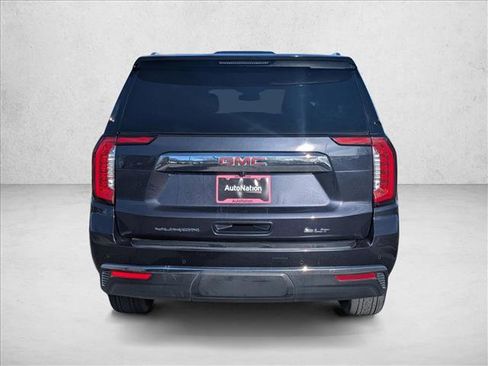 Used 2023 GMC Yukon XL SLT image 6