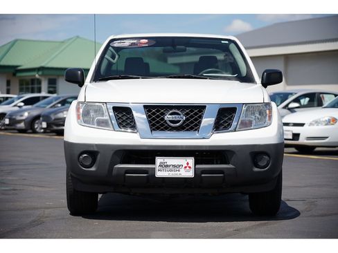 Used 2019 Nissan Frontier S image 8