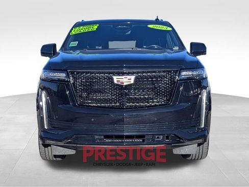 Used 2023 Cadillac Escalade Sport image 3