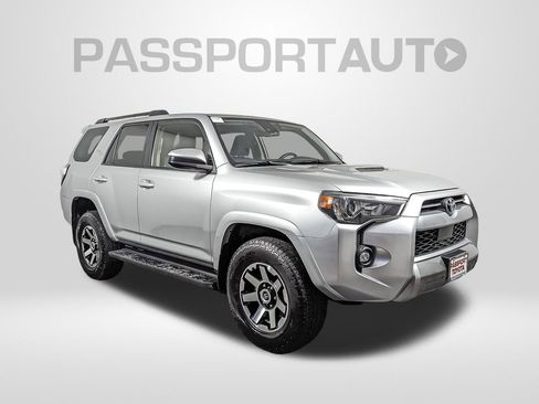 Used 2023 Toyota 4Runner TRD Off-Road image 11